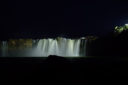 Chitrakote waterfall at night