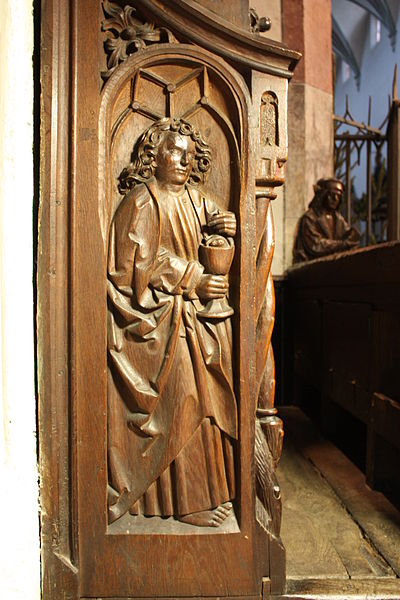 File:Chorgestühl St. Martin Memmingen - Johannes Evangelista.JPG