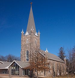 Gereja St Mary Bantuan Christians.jpg