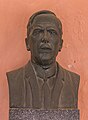 * Nomination Clemens Pirquet von Cesenatico (1874-1929), physician, bust (bronze) in the Arkadenhof of the University of Vienna --Hubertl 22:00, 13 November 2016 (UTC) * Promotion Good quality --Halavar 22:14, 13 November 2016 (UTC)