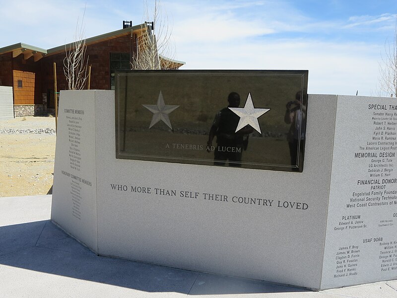 File:Cold War Memorial IMG 0184 (22014820859).jpg