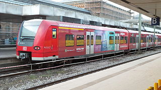 DB 424-026 S-Bahn Hannover - S5 naar de Luchthaven Hannover (2015)