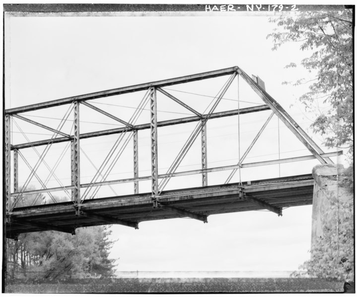 File:DETAIL, WEST SIDE, VIEW TO NORTHEAST, SHOWING PANEL AND DECK STRUCTURE - Rome Westernville Road Bridge, Spanning Mohawk River, Rome, Oneida County, NY HAER NY,33-ROM,7-2.tif