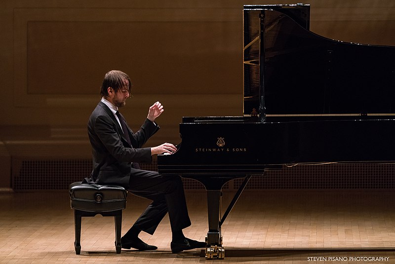 Cleveland Institute of Music student Daniil Trifonov wins first prize at Rubinstein  Competition 