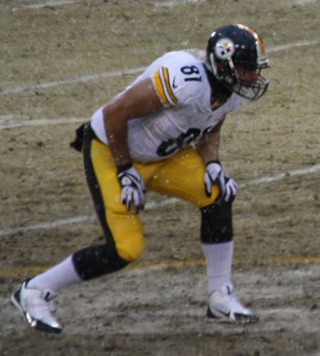 David Paulson 81 punt blocking 2013.jpg