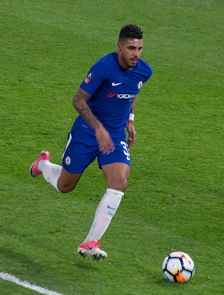 Emerson playing for Chelsea in 2018