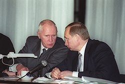 Jevgenyij Adamov és Vlagyimir Putyin (2000)