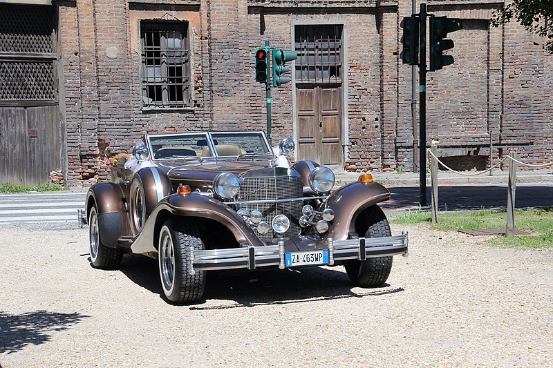 File:Excalibur Phaeton (05).jpg