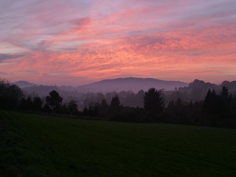 File:Felsberg (Odenwald).JPG