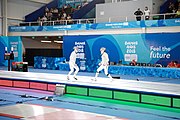 Deutsch: Fechten bei den Olympischen Jugend-Sommerspielen 2018: Tag 1, 7. Oktober 2018, Jungen, Säbel, Kampf um Bronze - Mazen Elaraby (EGY) - Robert Vidovszky (USA) 15:10 English: Fencing at the 2018 Summer Youth Olympics at 7 October 2018 – Boys' sabre Bronze medal match – Mazen Elaraby (EGY) Vs Robert Vidovszky (USA) 15:10