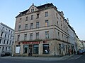 Drei Raben; Zum Kulmbacher; Mietshaus mit Restaurant in geschlossener Bebauung, Kopfbau mit Schützenstraße zum Postplatz