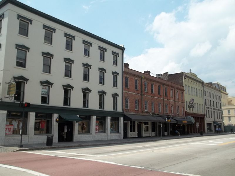 File:GA Savannah HD Bay St bldgs01.jpg