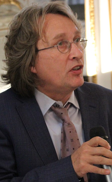 Georg Blume - 2015 (cropped).jpg