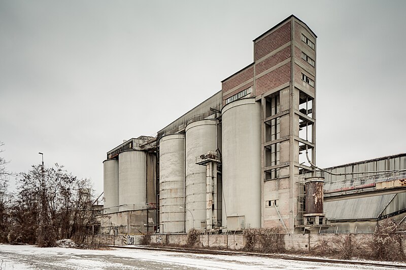 File:Germania cement works Hanover Germany 3.jpg