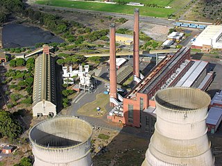 <span class="mw-page-title-main">Power station</span> Facility generating electric power