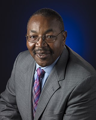 <span class="mw-page-title-main">Gregory L. Robinson</span> American engineering manager (born 1960)