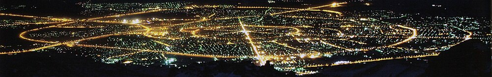 Panorama Nocturno Hamedan1.jpg