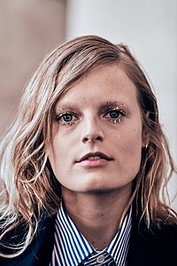 Hanne Gaby Odiele Săptămâna modei din Paris Toamna Iarna 2019.jpg