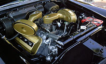 Hemi in 300C.jpg