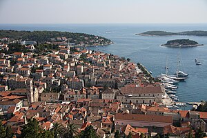 Istri turizam u Istarsko selo