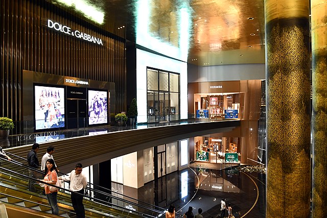 4K] Icon Siam shopping mall - A tourist's guide to luxury shopping 