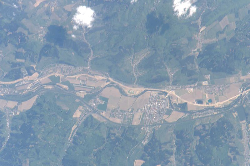 File:ISS013-E-18328 - View of Slovakia.jpg