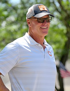 Tom Thayer American football player and announcer (born 1961)