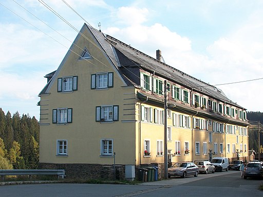 Johanngeorgenstadt, Exulantenstraße 25,27,29