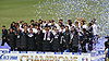 2008년 K리그를 우승한 수원 삼성 블루윙즈.