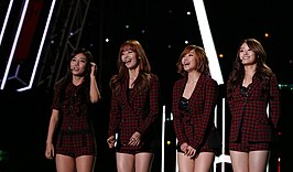 Secret op het Kpop World Festival in 2012 (V.l.n.r): Jung Ha-na, Han Sun-hwa, Jun Hyo-seong, Song Ji-eun