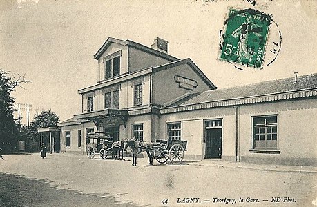 L1881 - Lagny-sur-Marne - Gare.jpg