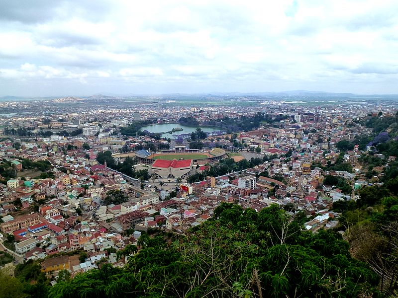 File:Lac Anosy from Rova Antananarivo Madagascar - panoramio.jpg