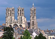 File:Laon,_Kathedrale.jpg