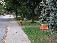 Lawn signs for Hamilton Mountain candidates in 2007 election Lawn signs for 2007 Ontario election.jpg