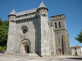 Le Boupère - église fortifiée 4.JPG