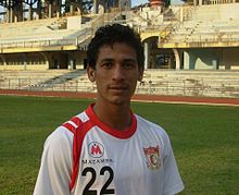 Lester Fernandes in away kit of Pune in 2011 Lester Fernandes.jpg