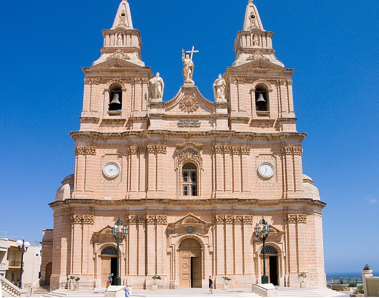 File:Malte-Melheia-NotreDame.jpg