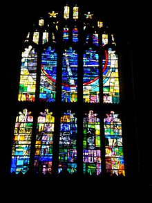 St Mary Window, Tony Hollaway (1980) Manchester Cathedral 036.JPG