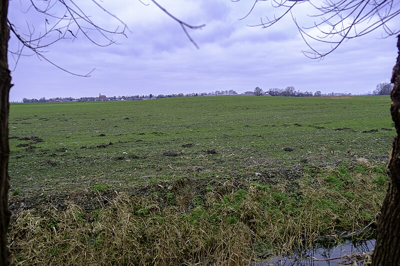 File:Marsumerweg - wierde.jpg