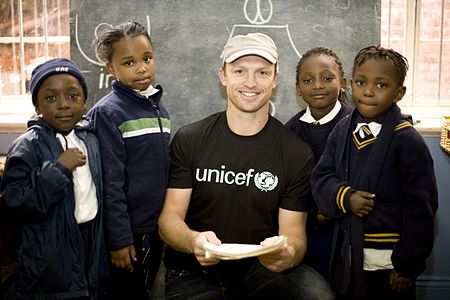ไฟล์:Matt_Dawson_UNICEF_Johannesburg.jpg