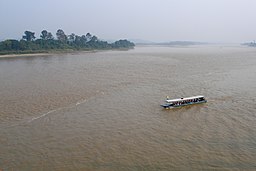 Mekong river and Laos (2007-02).jpg