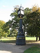 Memorial Clock Tower, Albert Park.jpg