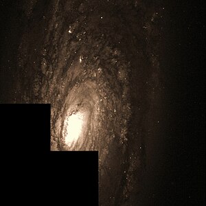 Messier 88 Hubble WikiSky.jpg