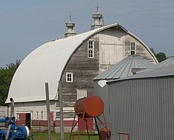 Micheel arch-roofed barn from SW 1.jpg