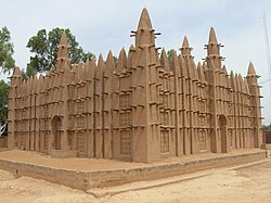 Mosquée de Diafarabe (Mali).JPG