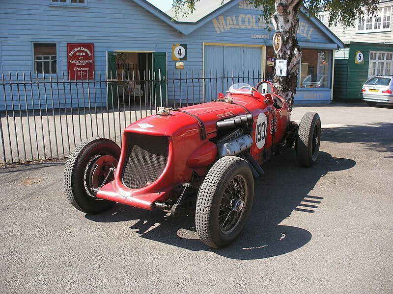 File:Napier-Bentley at Brooklands.jpg