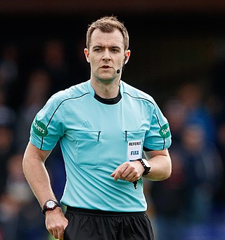 <span class="mw-page-title-main">Don Robertson (referee)</span> Scottish football referee