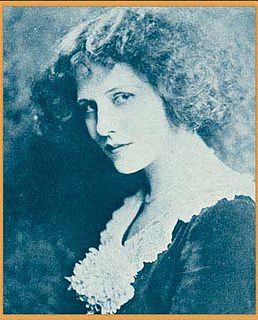 <span class="mw-page-title-main">Ora Carew</span> American actress (1893-1955)