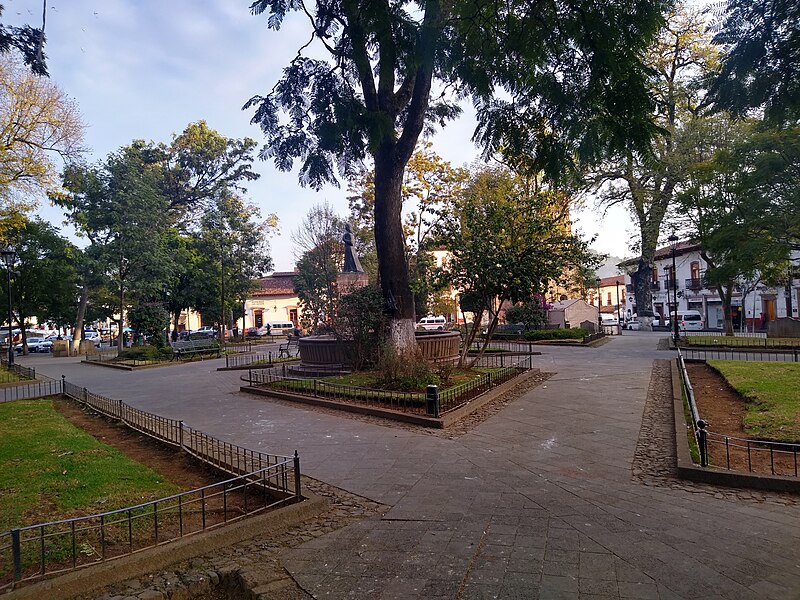 File:Pátzcuaro, Michoacán en Diciembre 2019 051.jpg