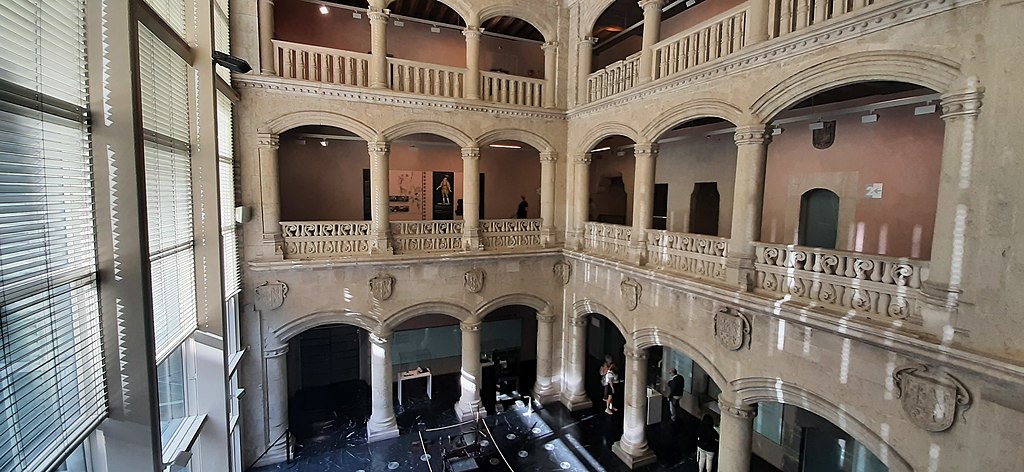 Palacio Bendaña. Interior